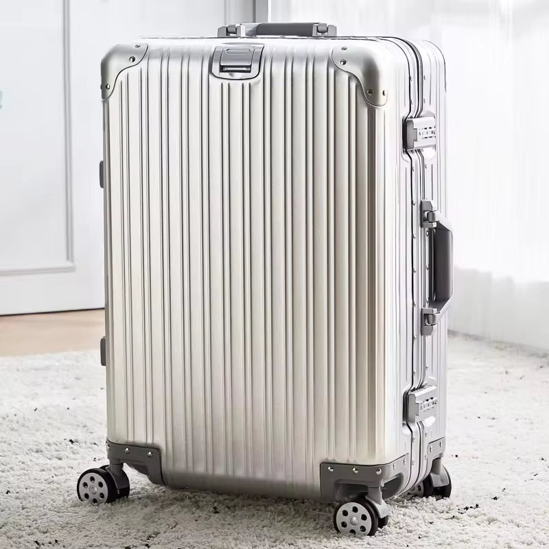 Premium Aluminium Resväska – Hållbar & Stilren för Alla Resor