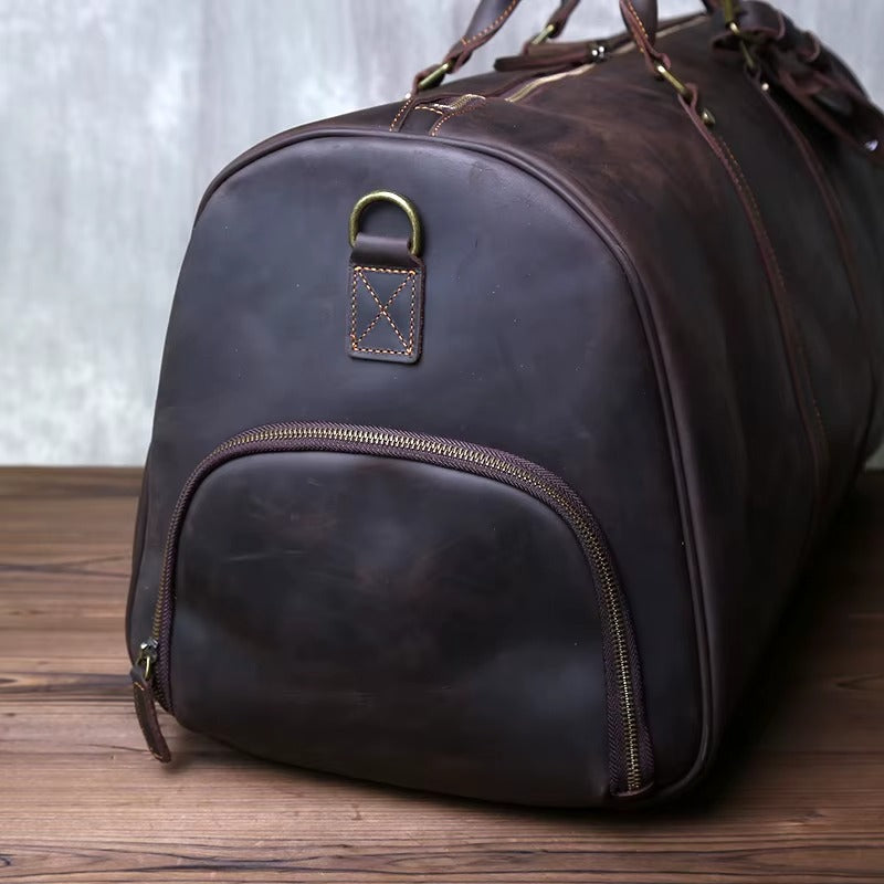 Stilren Weekendväska i Crazy Horse Läder – För Resor med Klass